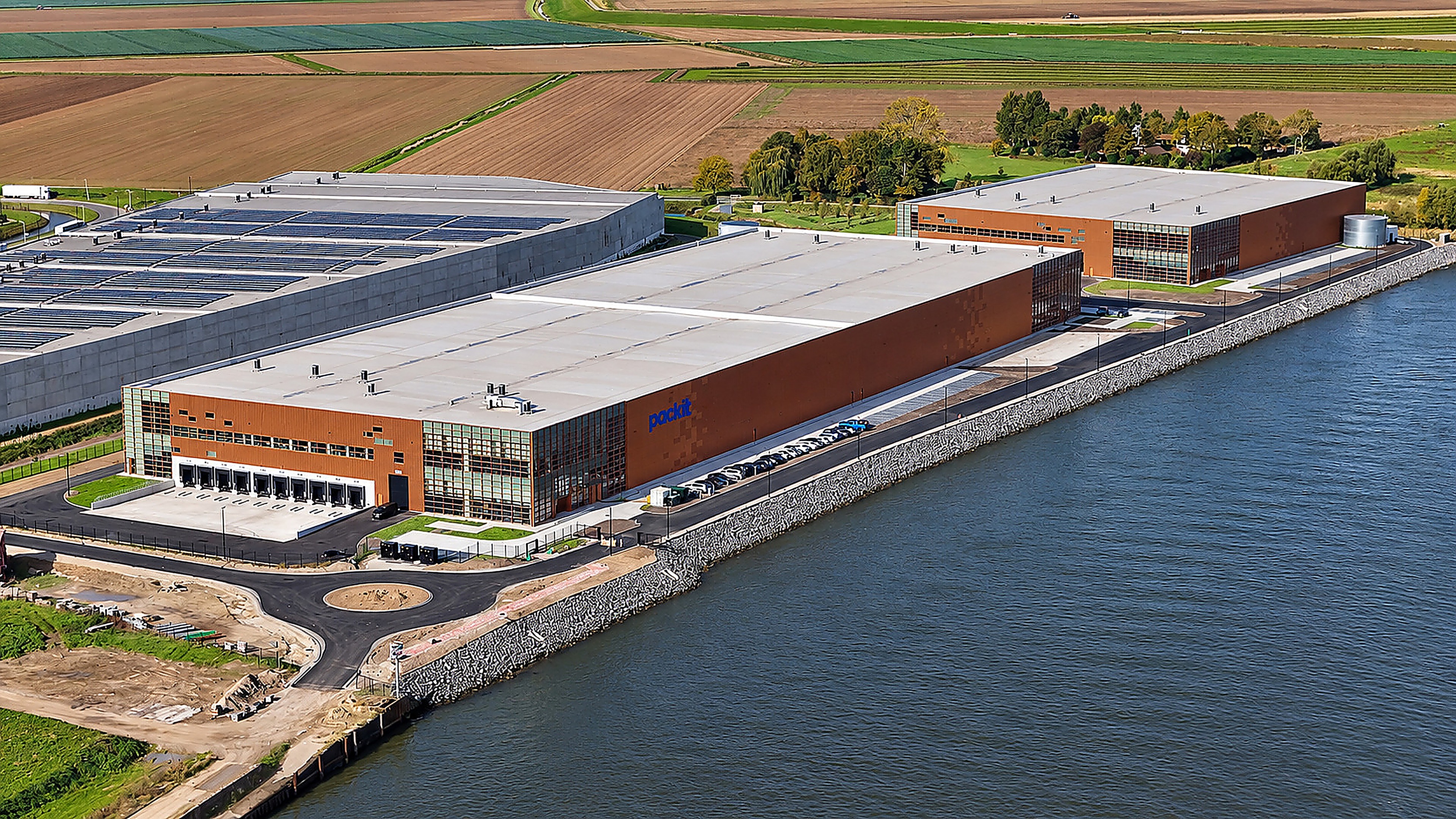 HEYLEN Warehouses — aerial hoofdbeeld