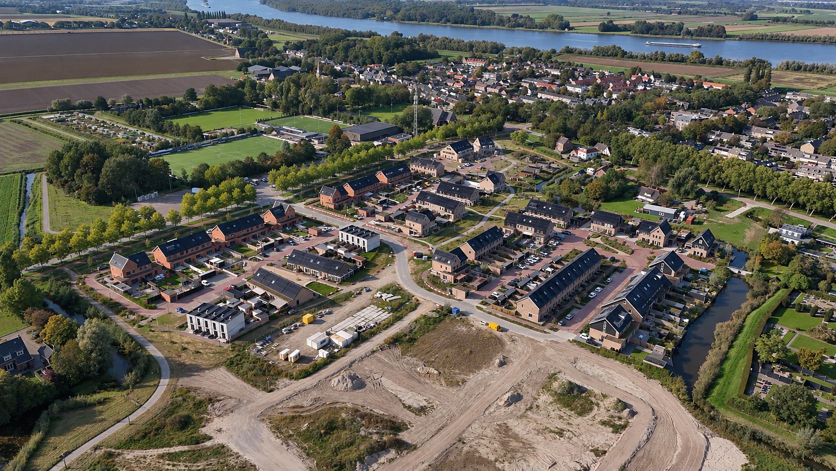 'T Groen — aerial hoofdbeeld